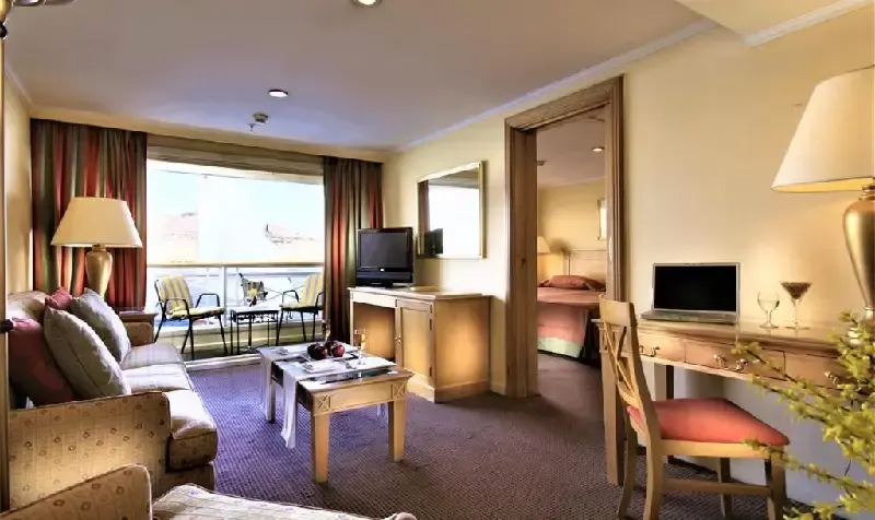 Crown Empress – Um Cruzeiro de Luxo pelo Nilo